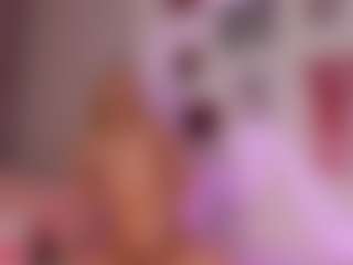 Live cam show with elara-vee - Strip Blonde Hair on milfzrlive.com