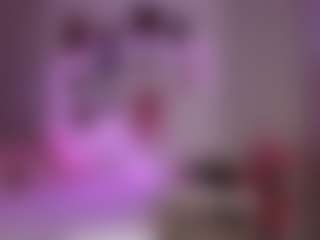 elara-vee's Live Sex Cam Show