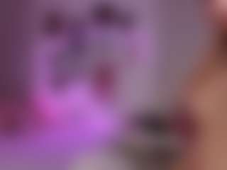 elara-vee's Live Sex Cam Show