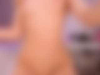 elara-vee's Live Sex Cam Show