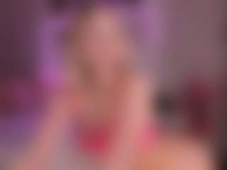 elara-vee's Live Sex Cam Show