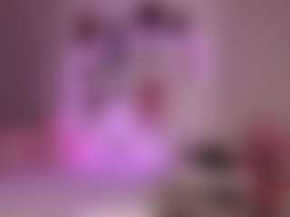 elara-vee's Live Sex Cam Show