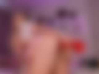 elara-vee's Live Sex Cam Show