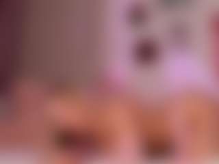 elara-vee's Live Sex Cam Show