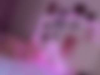 elara-vee's Live Sex Cam Show