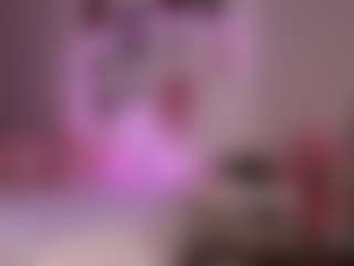 elara-vee's Live Sex Cam Show