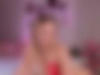 elara-vee's Live Sex Cam Show