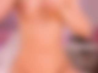 elara-vee's Live Sex Cam Show