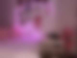 Live cam show with elara-vee - Squirt Toys on CamClone