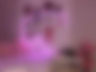 elara-vee's Live Sex Cam Show