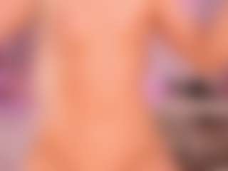 elara-vee's Live Sex Cam Show