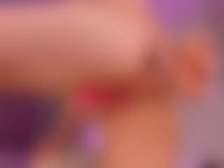 elara-vee's Live Sex Cam Show