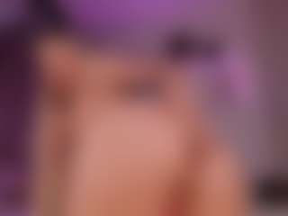 elara-vee's Live Sex Cam Show