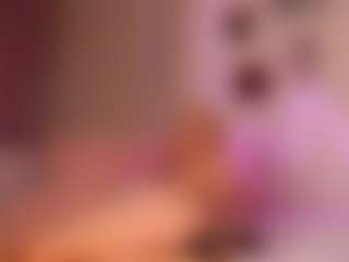 elara-vee's Live Sex Cam Show