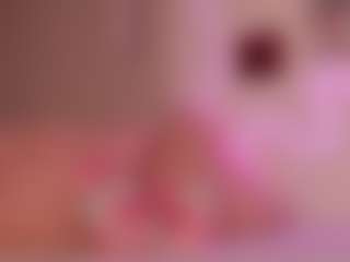 elara-vee's Live Sex Cam Show
