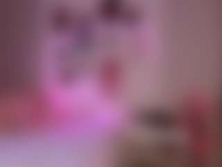 elara-vee's Live Sex Cam Show