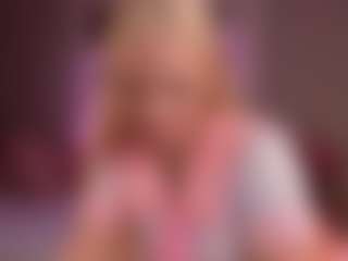 elara-vee's Live Sex Cam Show