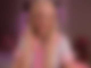 elara-vee's Live Sex Cam Show