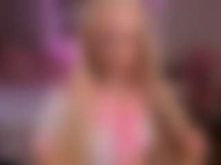 elara-vee's Live Sex Cam Show