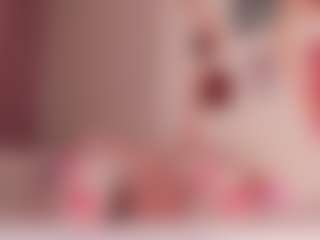 elara-vee's Live Sex Cam Show