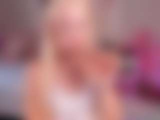 elara-vee's Live Sex Cam Show
