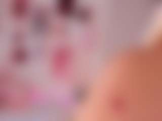 elara-vee's Live Sex Cam Show