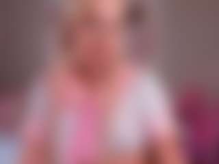 elara-vee's Live Sex Cam Show