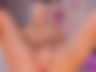 elara-vee's Live Sex Cam Show