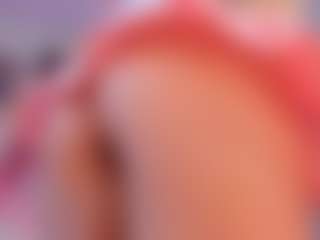 elara-vee's Live Sex Cam Show