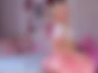 elara-vee's Live Sex Cam Show