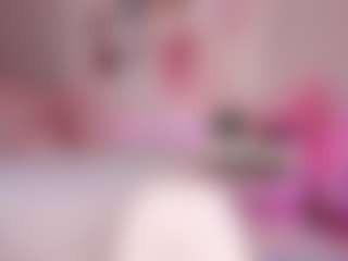 elara-vee's Live Sex Cam Show