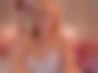 elara-vee's Live Sex Cam Show