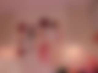 elara-vee's Live Sex Cam Show