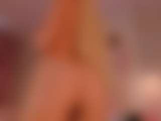 elara-vee's Live Sex Cam Show