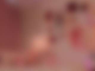 elara-vee's Live Sex Cam Show