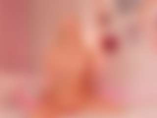 elara-vee's Live Sex Cam Show