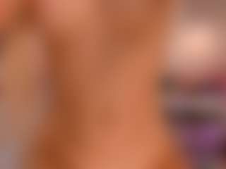 elara-vee's Live Sex Cam Show