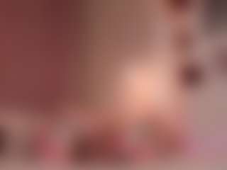 elara-vee's Live Sex Cam Show