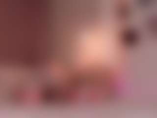 elara-vee's Live Sex Cam Show