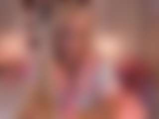 elara-vee's Live Sex Cam Show