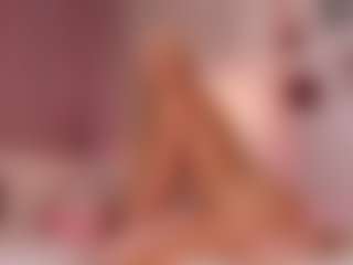 elara-vee's Live Sex Cam Show