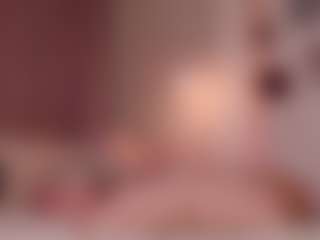 elara-vee's Live Sex Cam Show