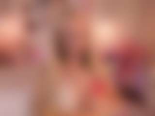 elara-vee's Live Sex Cam Show
