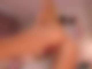 elara-vee's Live Sex Cam Show