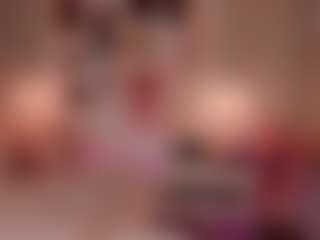 elara-vee's Live Sex Cam Show
