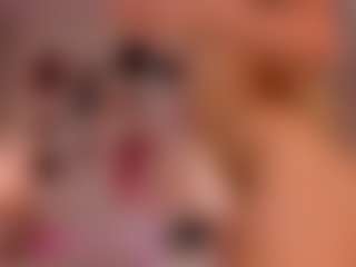 elara-vee's Live Sex Cam Show