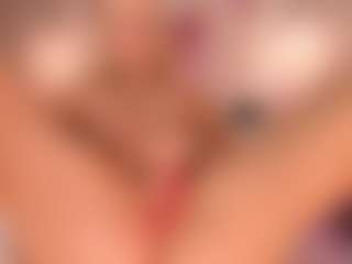 elara-vee's Live Sex Cam Show