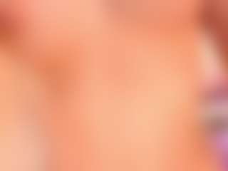 elara-vee's Live Sex Cam Show