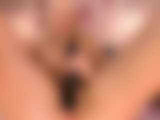 elara-vee's Live Sex Cam Show