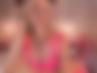 elara-vee's Live Sex Cam Show